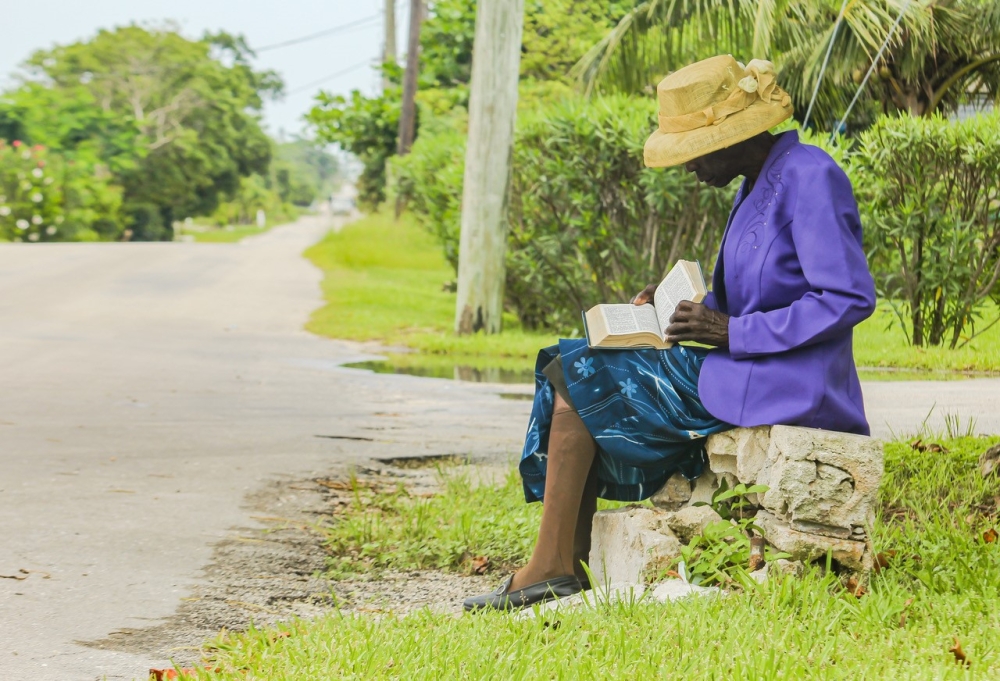 perosn reading the bible